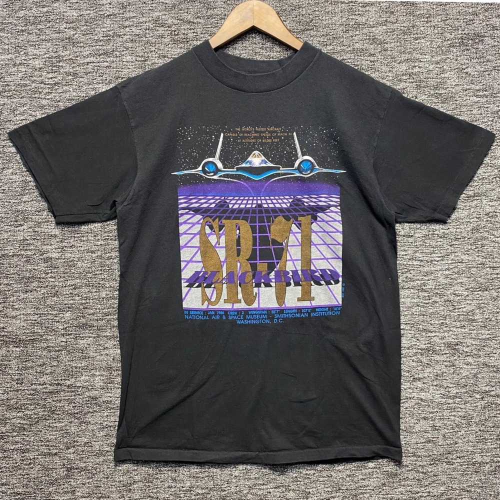Vintage 1993 SR-71 Blackbird T Shirt Large Single Stitch Delta USA Smithsonian